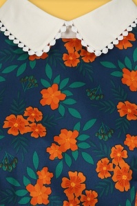 Collectif Clothing - Peta Flora Swing Dress Années 50 en Bleu Marine 4