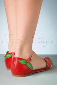 Bettie Page Shoes - Molly peeptoe ballerina's in rood 5