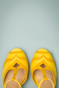 Bettie Page Shoes - 50s Jilly Peeptoe Sandals in Yellow 4