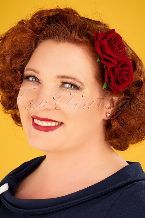 Banned Retro - 50s Be My Valentine Hairpin in Burgundy