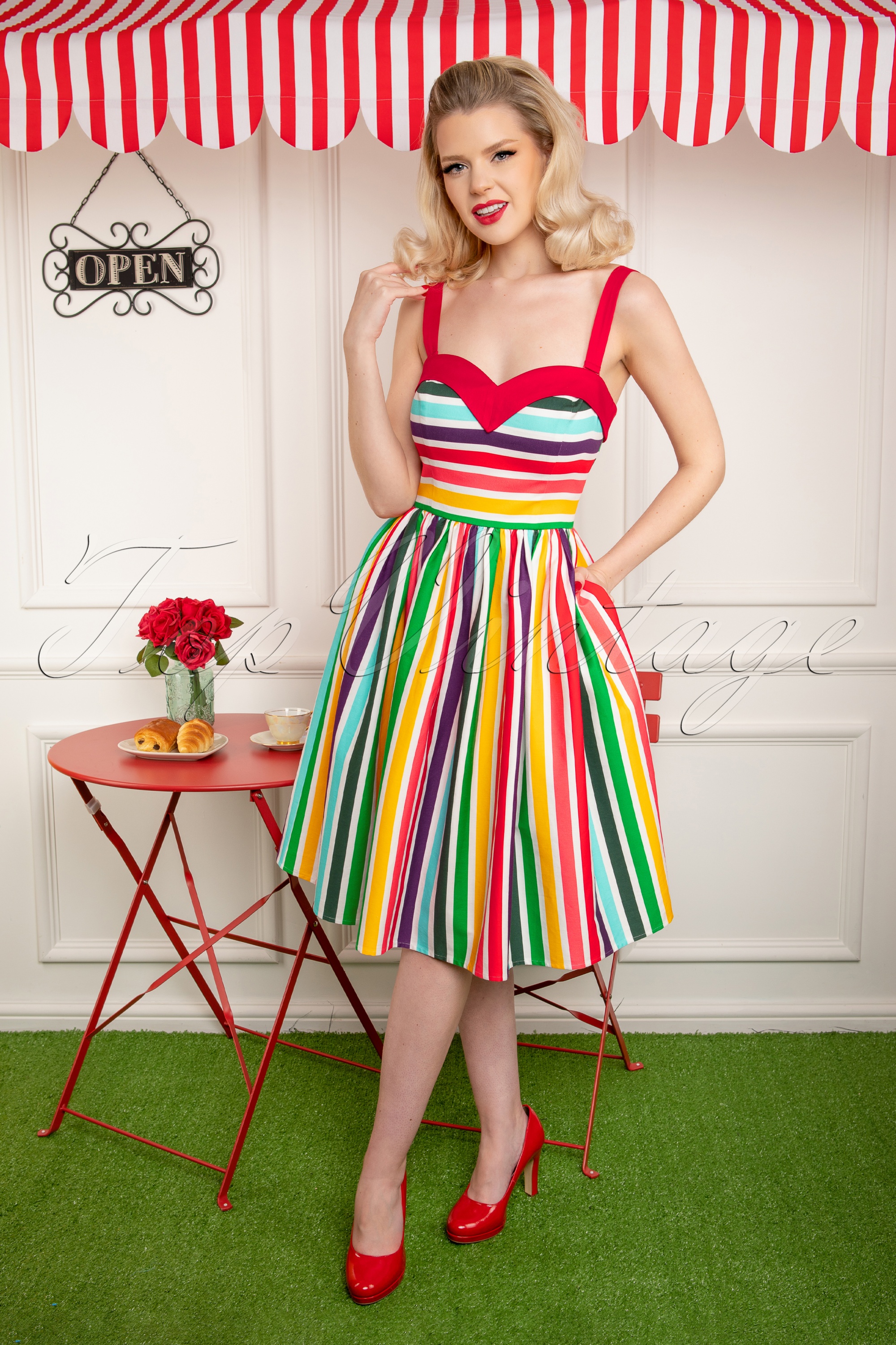 Collectif ♥ Topvintage - Kiana Tutti Frutti swingjurk in multi