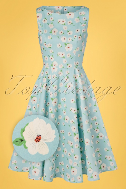 Topvintage Boutique Collection - Exklusiv von TopVintage ~ Adriana Floral Swing Kleid in Hellblau 2