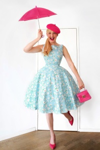 Topvintage Boutique Collection - Exklusiv von TopVintage ~ Adriana Floral Swing Kleid in Hellblau