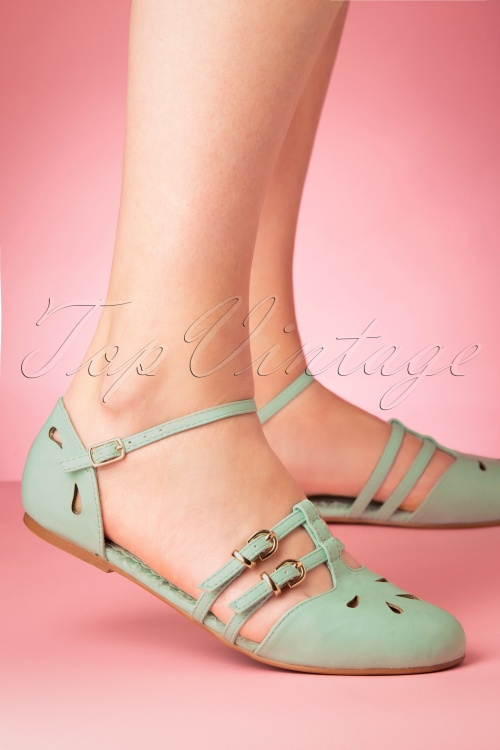 Bettie Page Shoes - Polly ballerina's in mint 