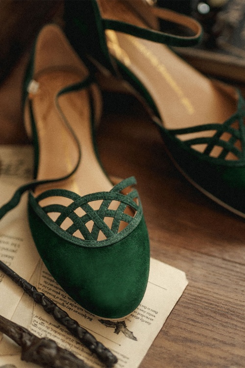Charlie Stone 50s Serpente Flats in Emerald Green | Shop at Topvintage