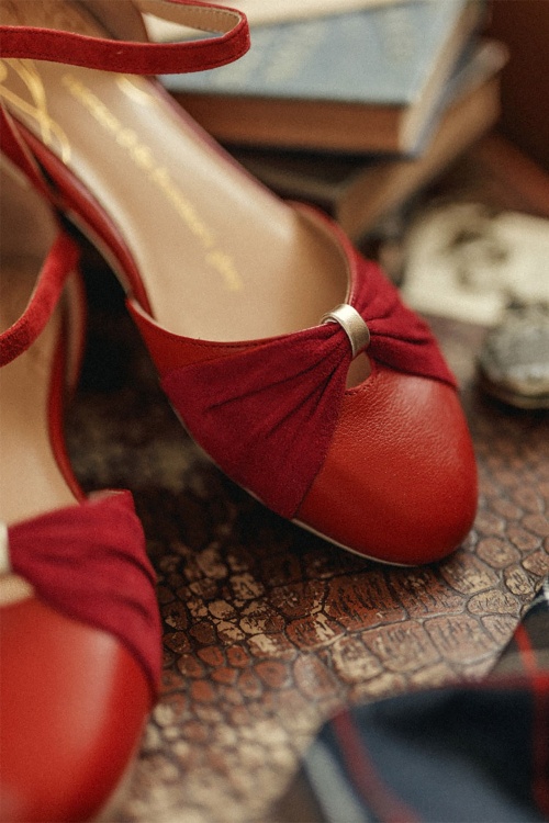 Charlie Stone - 50s Grifo Flats in Red and Gold 4