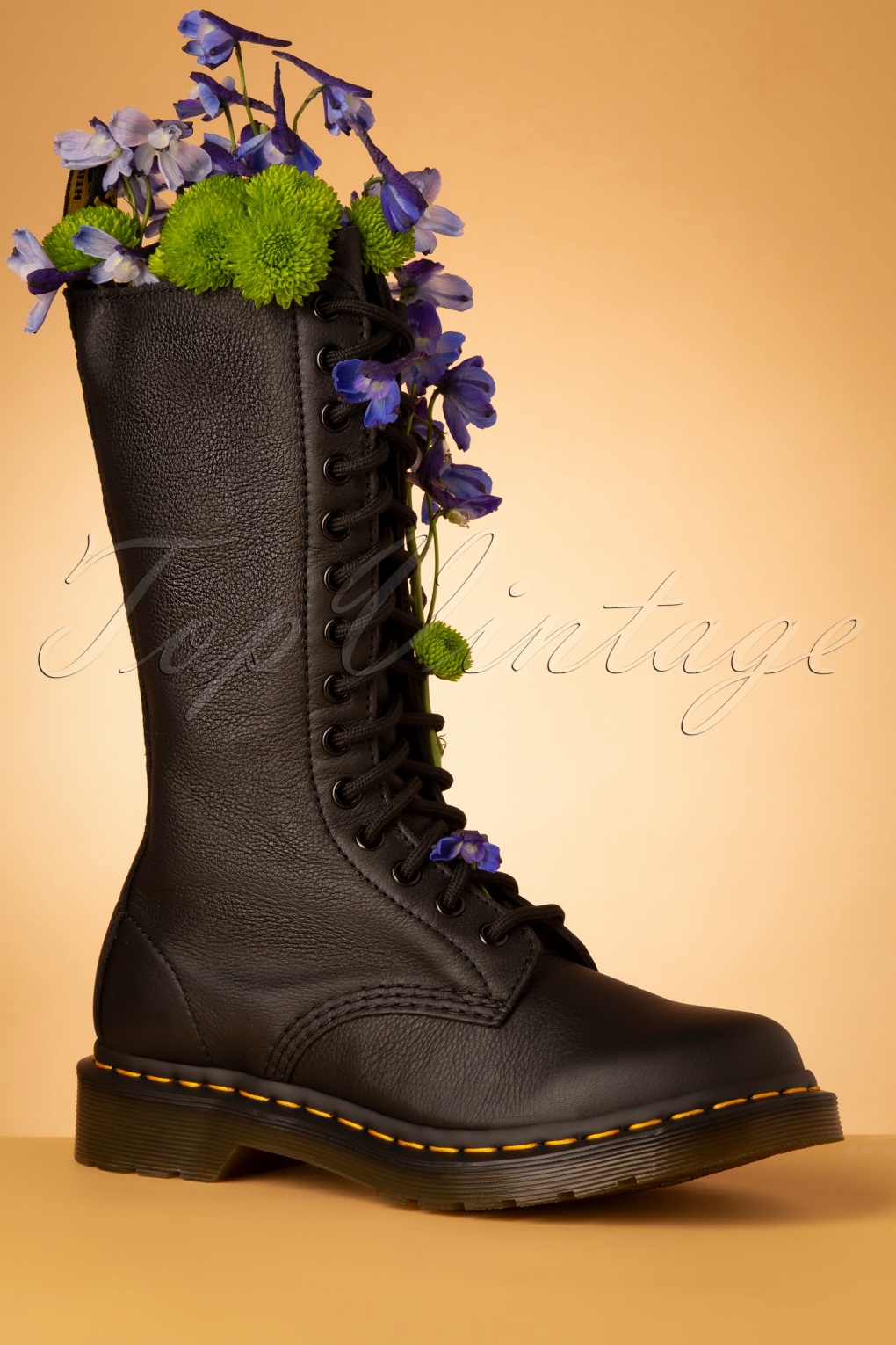 1B99 Virginia Boots in Black
