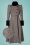 Abrigo gris de los años 40 con ribete de piel violeta
