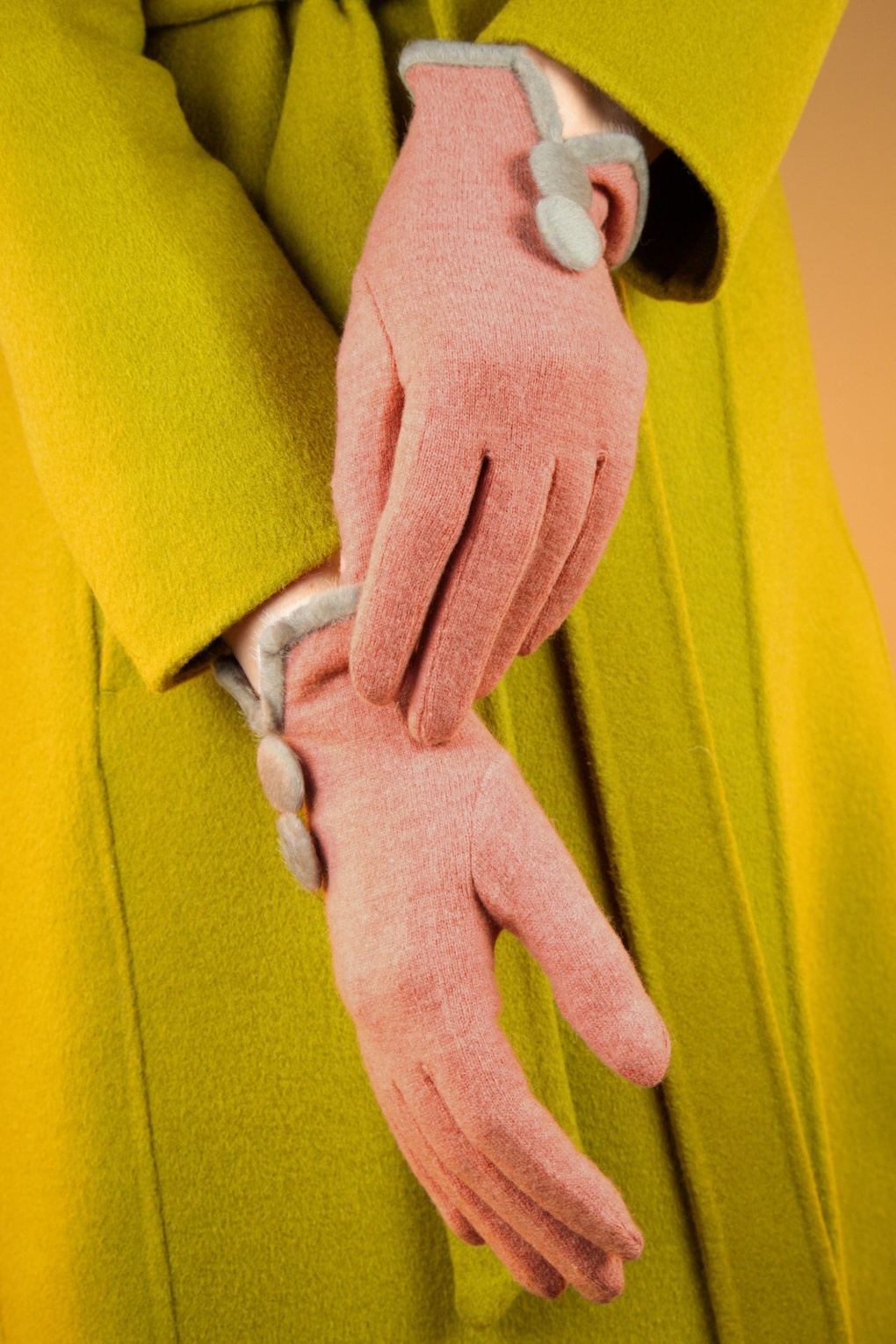 Powder Candy Handschuhe in Puderrosa Einkaufen bei Topvintage