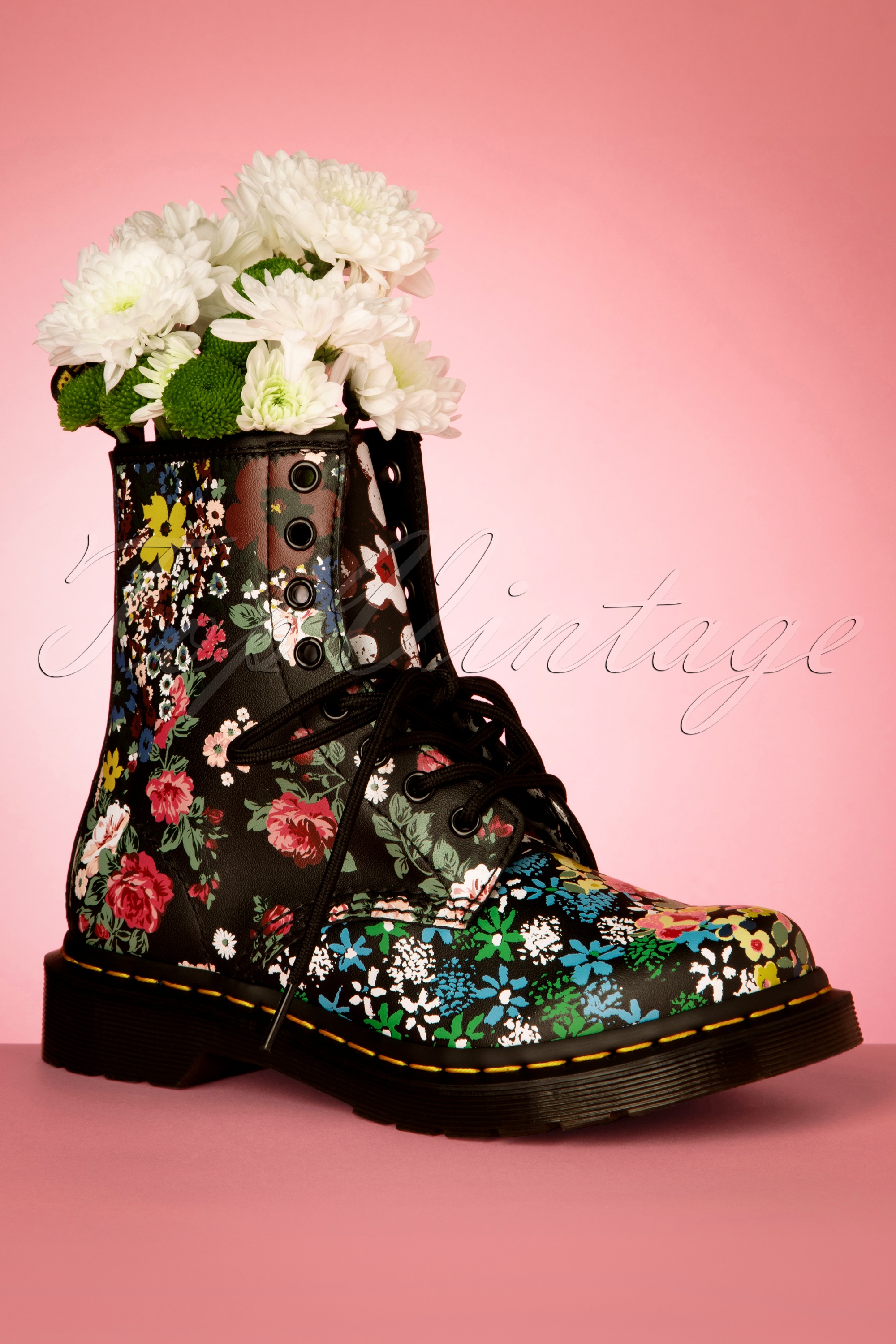 Dr. Martens 1460 Pascal Floral Mash Up Backhand Stiefel in Schwarz 