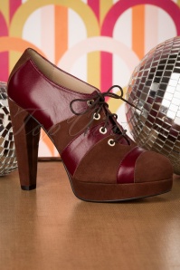 Topvintage Boutique Collection - 70s Cher Shoe Booties in Burgundy and Brown