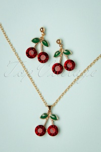 Lovely - 50s Cherry Stud Earrings in Gold 5