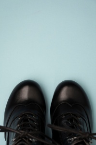Chelsea Crew - 40s Claire Boots in Black 2