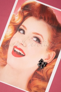 Collectif Clothing - 50s Lisa Bow Earstuds in Black 2