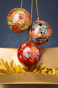 Sass & Belle - Kashmiri Papier Mache Floral Weihnachtskugel sortiert