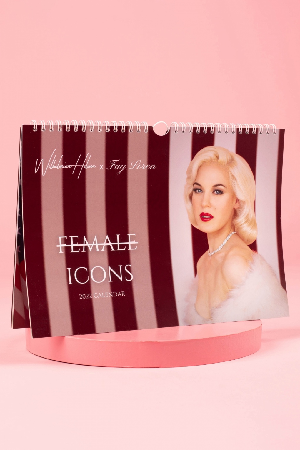 Female Icons Calendar 2022