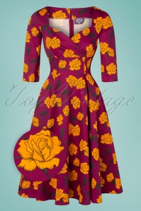 Topvintage Boutique Collection - Exklusiv bei TopVintage ~ Amelia Floral Swing Kleid mit langen Ärmeln in Magenta Lila 2
