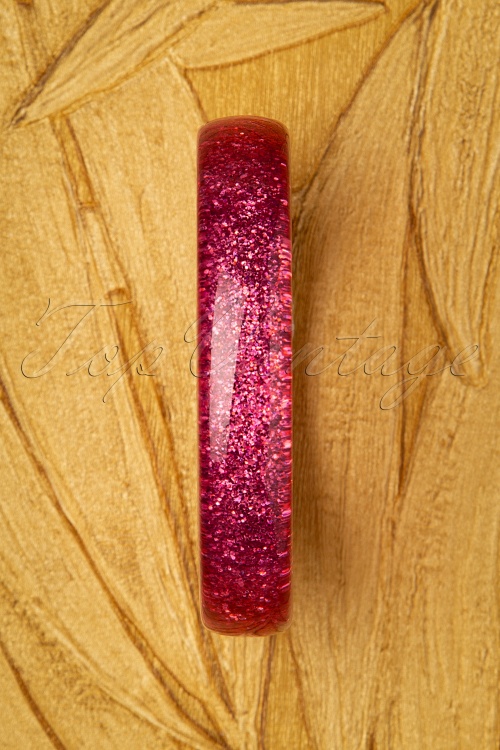 Splendette - TopVintage Exclusive ~ 20s Fedora Midi Glitter Bangle in Red