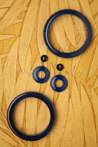 Splendette - TopVintage Exclusive ~ 40s Bristol Fakelite Drop Earrings in Blue 3