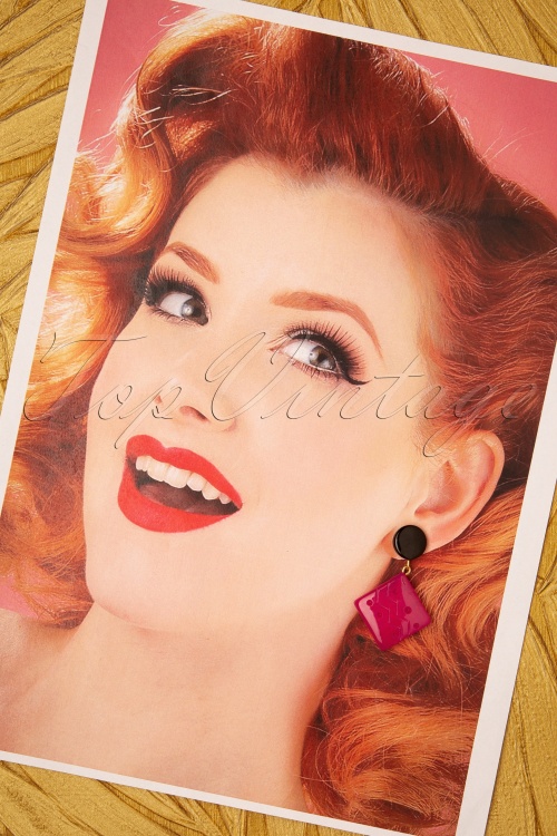 Splendette - TopVintage Exclusive ~ 30s Magenta Fakelite Drop Earrings in Pink 2