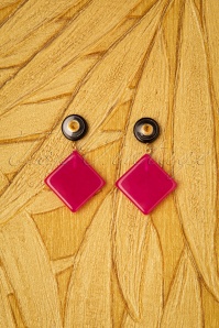 Splendette - TopVintage Exclusive ~ 30s Magenta Fakelite Drop Earrings in Pink 3