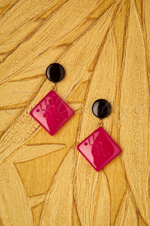 Splendette - TopVintage Exclusive ~ 30s Magenta Fakelite Drop Earrings in Pink