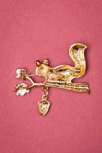 Collectif Clothing - 50s Forest Squirrel Brooch in Gold 2