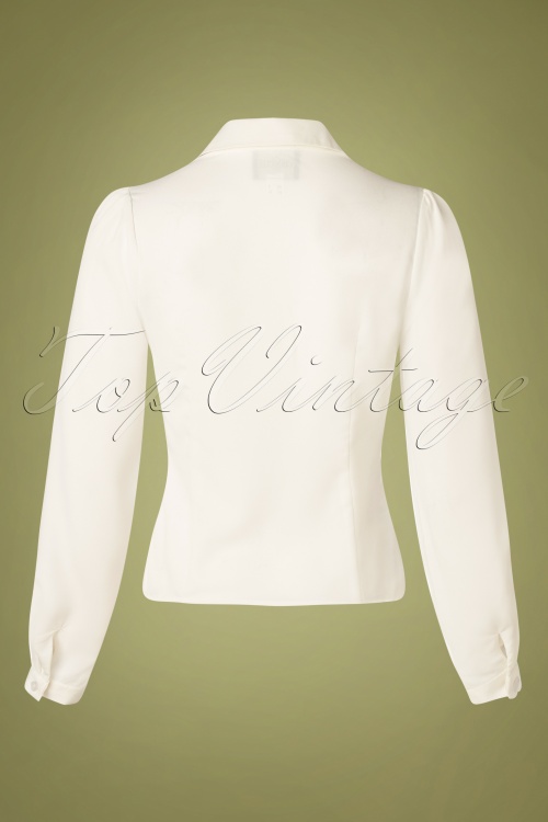 Collectif Clothing - 50s Pepper Blouse in Ivory 2