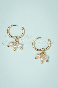 Day&Eve by Go Dutch Label - 50s Pearly Earrings in Gold 4