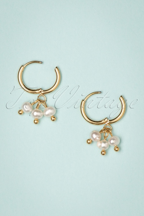 Day&Eve by Go Dutch Label - 50s Pearly Earrings in Gold 4