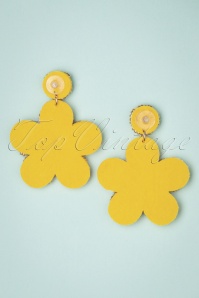 Day&Eve by Go Dutch Label - 70s Bodi Beads Flower Earrings in Yellow 4