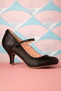 Bettie Page Shoes - 50s Bettie Pumps in Black 3
