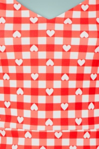 Vintage Chic for Topvintage - Fenne Gingham Hearts Bleistiftkleid in Rot und Weiß 4