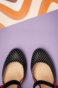 Banned Retro - 60s Country Club Sharona Pumps in Black 4