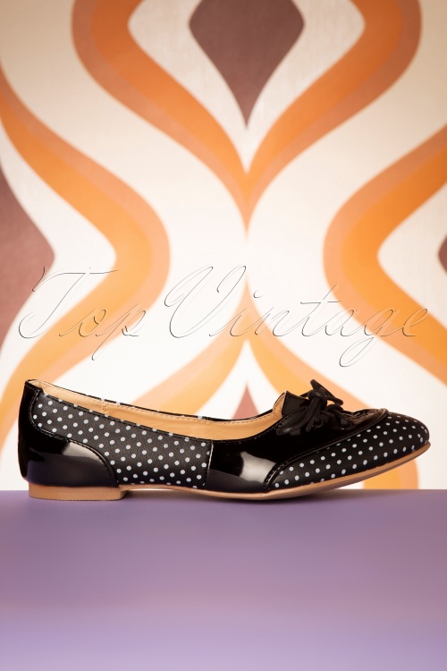 Banned Retro - Chaussures Plates Oxford Isabella Années 50 en Noir 4
