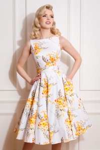 Hearts & Roses - 50s Aurelia Floral Swing Dress in White