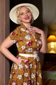 Miss Candyfloss - 50s Floral Swing Dress in Honey 2
