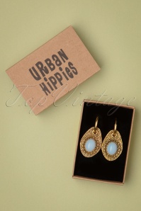 Urban Hippies - 70s Cléo Earrings in Gold and Opal White