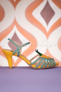 Banned Retro - 50s Tropical April Sandals in Honey 4