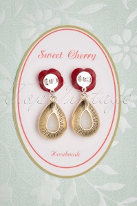 Sweet Cherry - 50s Rose and Pearl Drop Earrings in Ivory 4