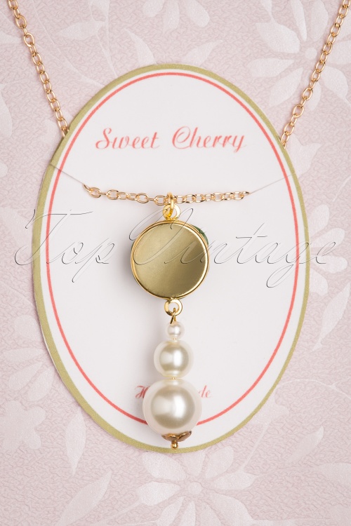 Sweet Cherry -  Tripple Pearl Necklace Années 50 en Vert Vintage 3