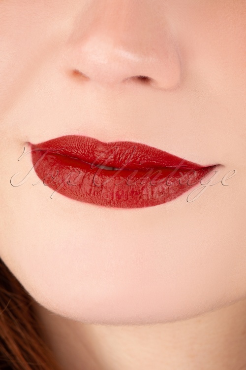 Bésame Cosmetics - Classic Colour lippenstift in Fairest Red 2