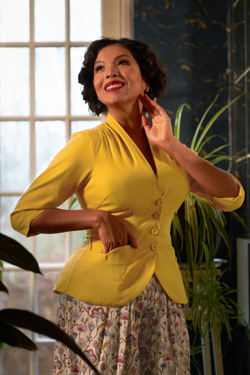 Miss Candyfloss - 50s Abbie Sun Linen Blazer Jacket in Pineapple
