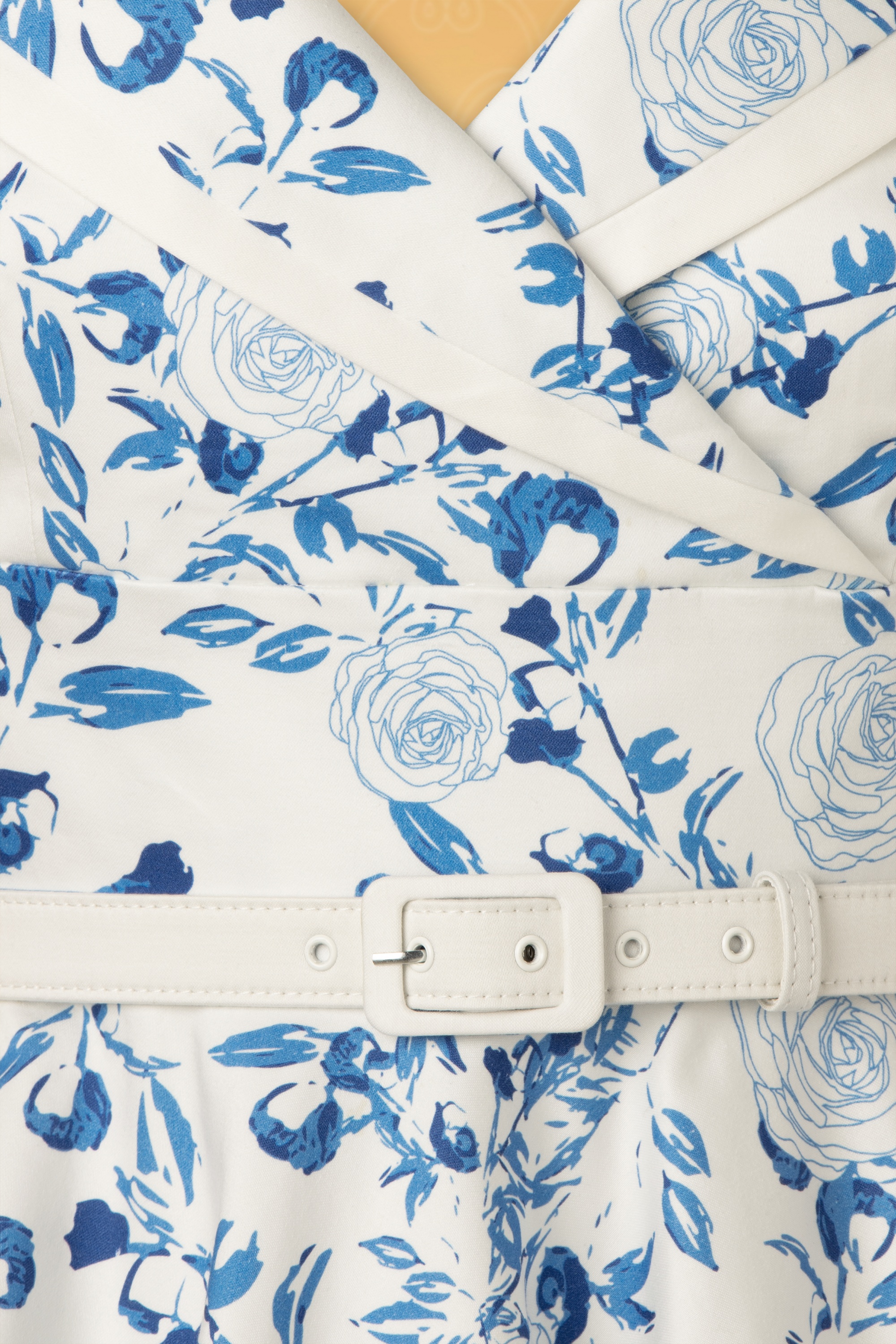 Vintage Diva  - De Greta Floral swing jurk in wit 8