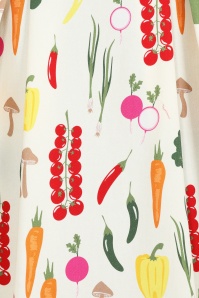 Collectif Clothing - Marilu Vegetable Medley swingrok in crème 3