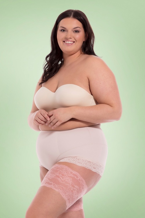 MAGIC Bodyfashion - Be Sweet To Your Legs Lace in Blush Pink 3