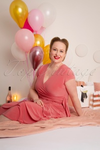 Vintage Chic for Topvintage - Collection Anniversaire ~ Layla Cross Over Swing Dress Années 50 en Corail 6