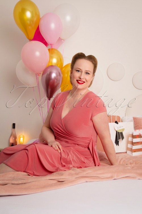 Vintage Chic for Topvintage - Collection Anniversaire ~ Layla Cross Over Swing Dress Années 50 en Corail 6