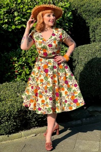 Topvintage Boutique Collection - Exclusivité TopVintage ~ Olivia Floral Short Sleeves Swing Dress Années 50 en Jaune