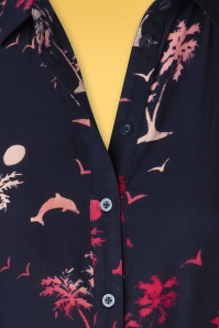 Sugarhill Brighton - Lauretta Tropical Island Batik Shirt Kleid in Marineblau 4